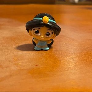 Doorables series 4 Aladdin jasmine
